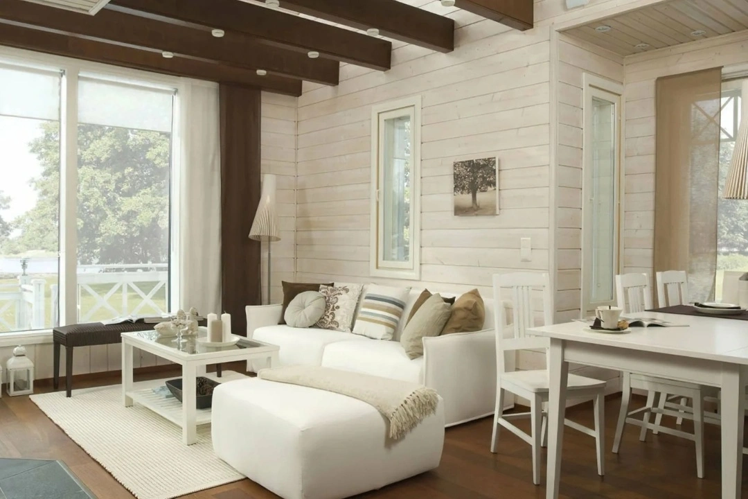 Покраска имитации бруса внутри помещения